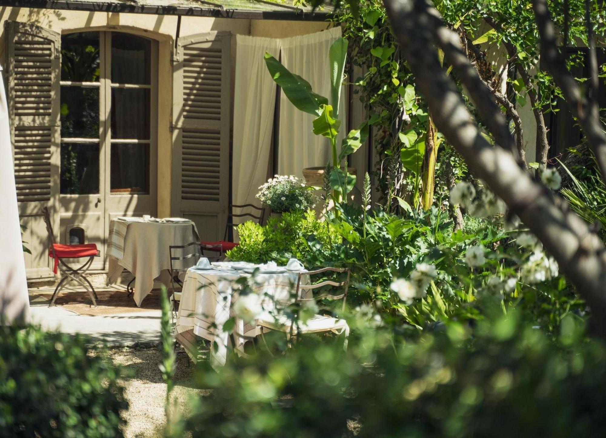 Les Jardins De Baracane 2*